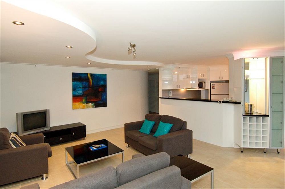 Biarritz Apartments Голд-Кост Экстерьер фото
