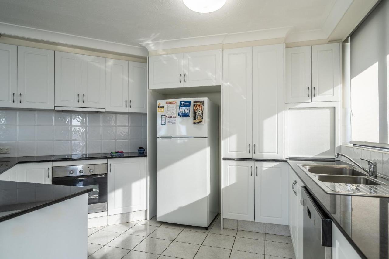 Biarritz Apartments Голд-Кост Экстерьер фото