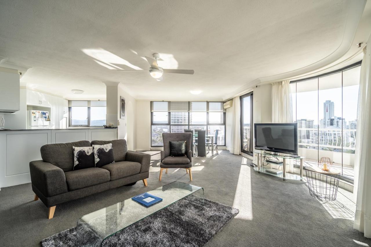 Biarritz Apartments Голд-Кост Экстерьер фото