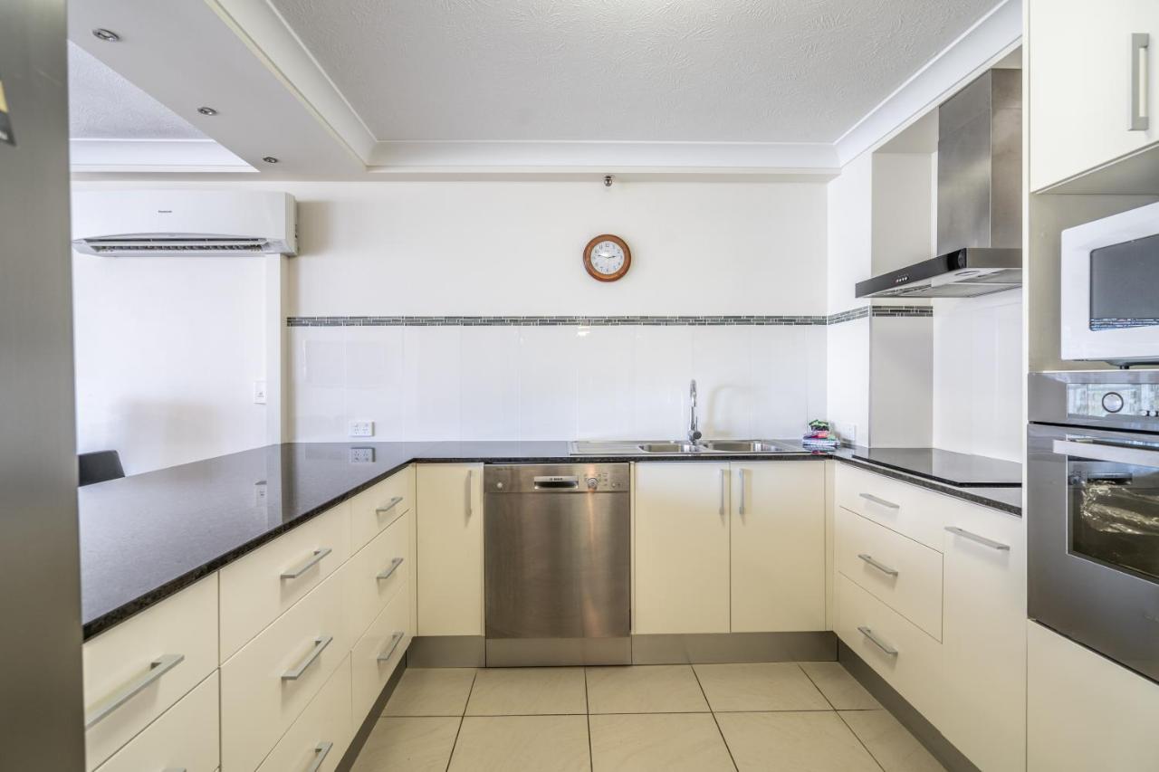 Biarritz Apartments Голд-Кост Экстерьер фото