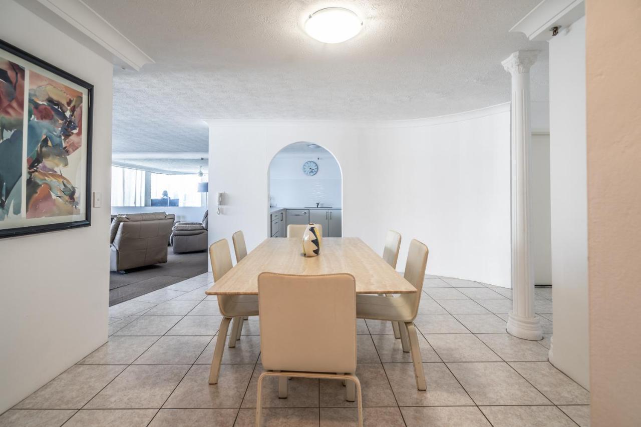 Biarritz Apartments Голд-Кост Экстерьер фото
